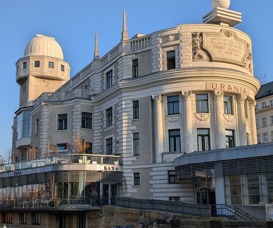 Ein Bild der Urania mit der Inschrift Kaiser Franz Josephs